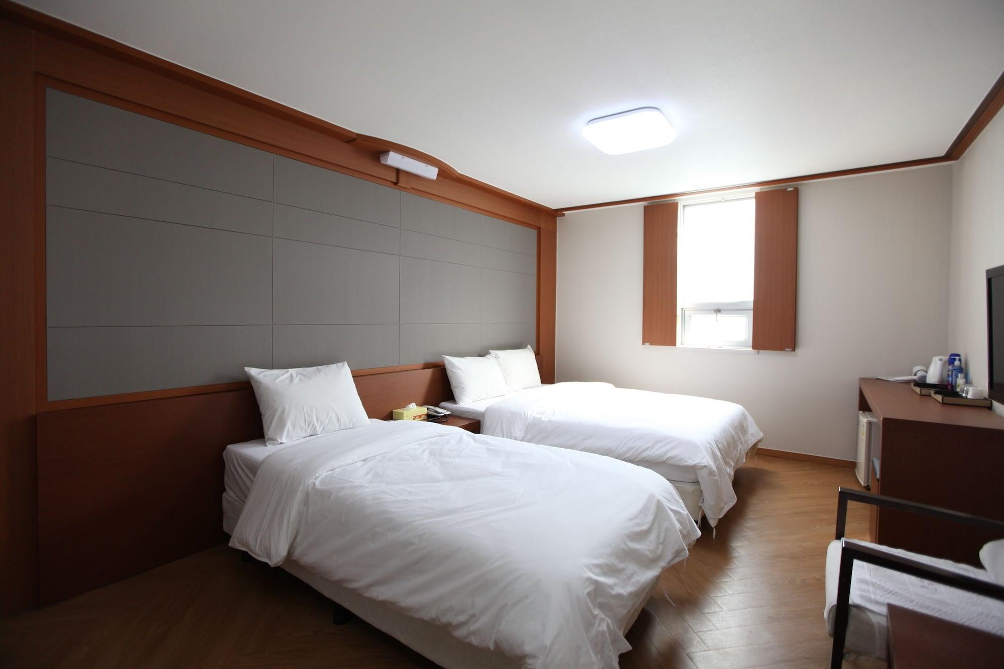 Airtel Hotel 3*