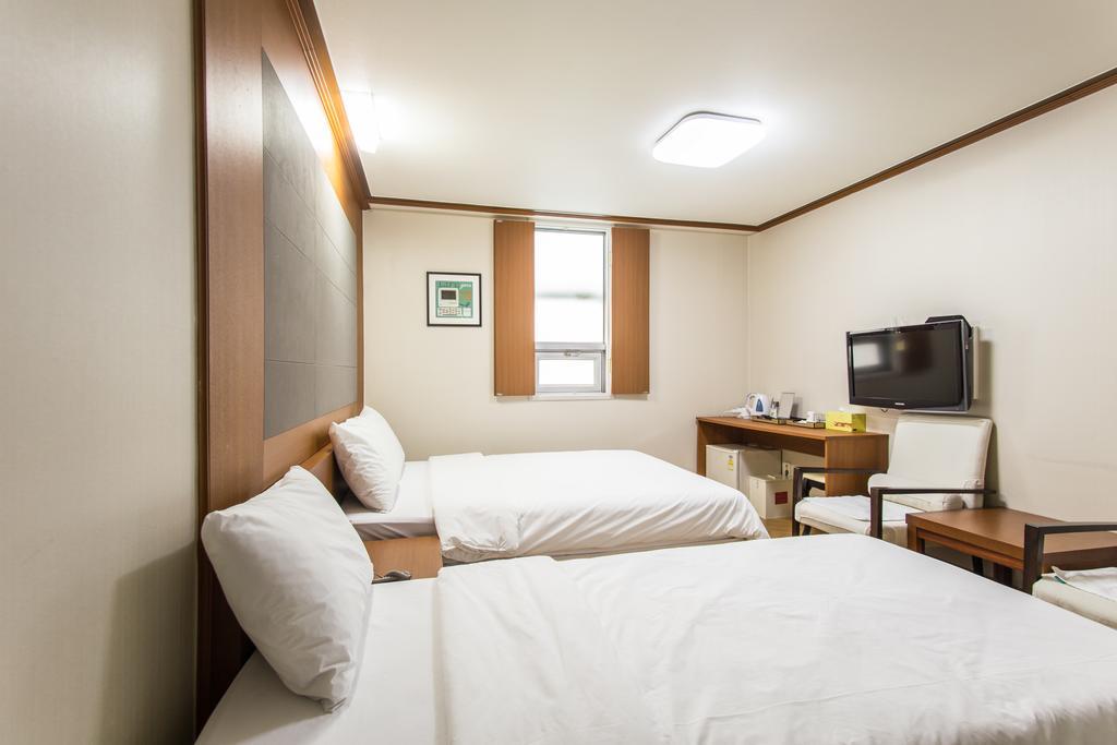 Hotel Airtel 3*