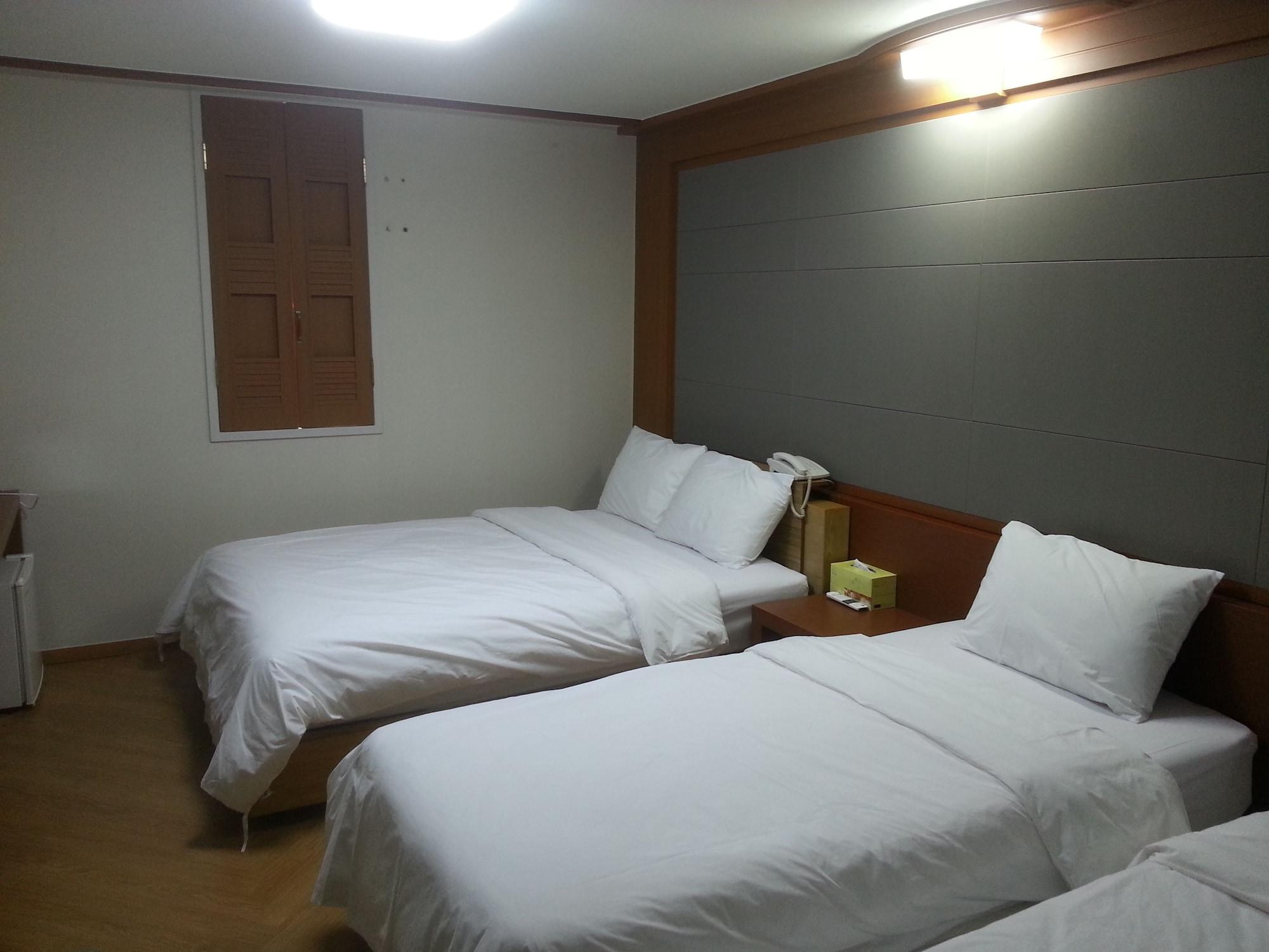 Airtel Hotel 3*